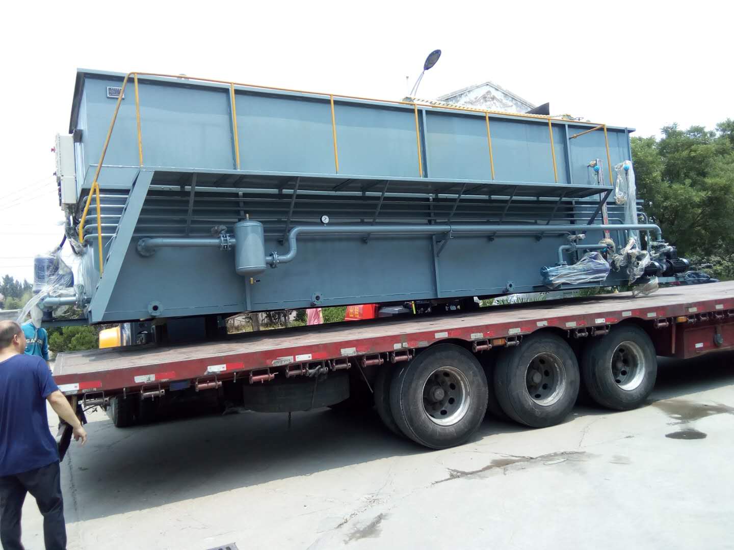 山東<a href='http://www.rcdream.cn/' target='_blank' title='氣浮機(jī)'><strong>氣浮機(jī)</strong></a>，山東<a href='http://www.rcdream.cn/' target='_blank' title='氣浮機(jī)'><strong>氣浮機(jī)</strong></a>廠家，山東<a href='http://www.rcdream.cn/' target='_blank' title='氣浮機(jī)'><strong>氣浮機(jī)</strong></a>廠，氣浮機(jī)，氣浮機(jī)產(chǎn)生大量白色泡沫